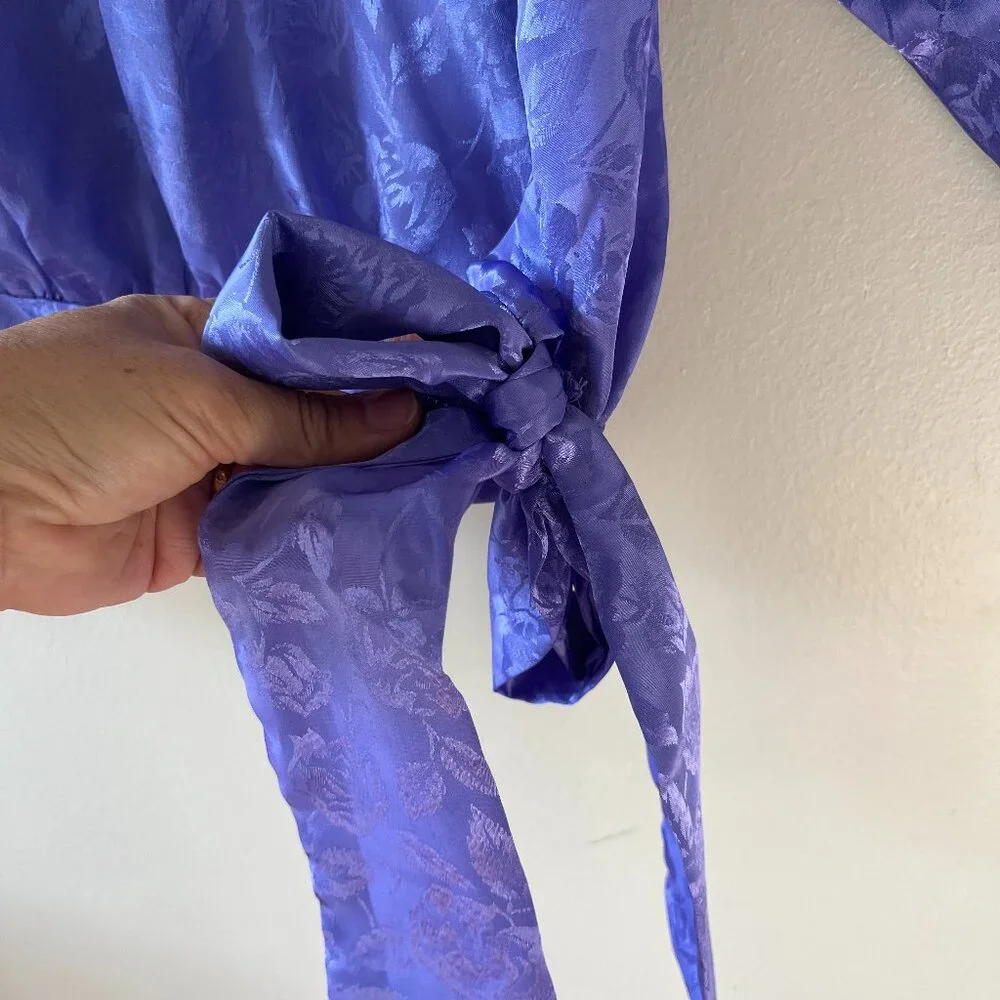 Topics Sz‎ Large Pullover Purple Metallic Floral Blouse Knit Tie Banded Hem - Picture 7 of 7